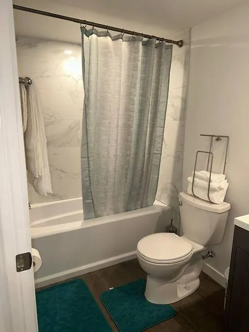 Brand New 1 Bedroom Basement Suite. Wi-Fi,Netflix Edmonton
